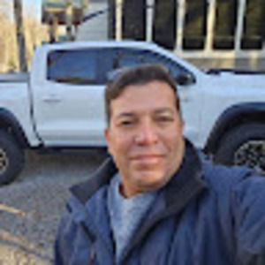 Meet your Posher, Lino